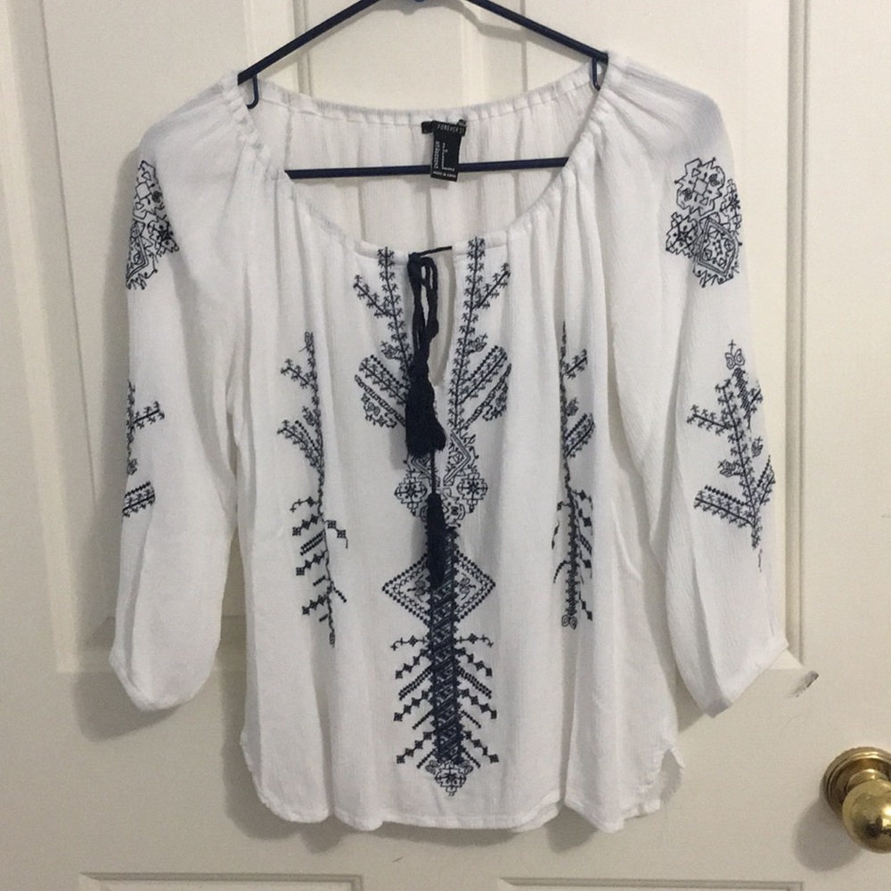 WHITE AND NAVY BLUE LONG SLEEVE BLOUSE